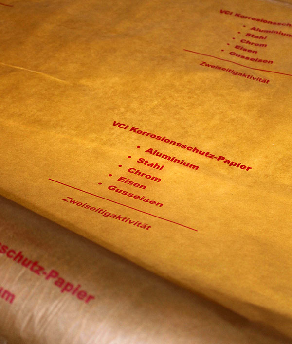 <span>
<!-- THEME DEBUG -->
<!-- THEME HOOK: 'field' -->
<!-- FILE NAME SUGGESTIONS:
* field--paragraph--field-subtitle--portfolio-item.html.twig
* field--paragraph--field-subtitle.html.twig
* field--paragraph--portfolio-item.html.twig
* field--field-subtitle.html.twig
* field--string.html.twig
x field.html.twig
-->
<!-- BEGIN OUTPUT from 'themes/ridgewood/templates/field.html.twig' -->
Dolpak
<!-- END OUTPUT from 'themes/ridgewood/templates/field.html.twig' -->
</span>
<!-- THEME DEBUG -->
<!-- THEME HOOK: 'field' -->
<!-- FILE NAME SUGGESTIONS:
* field--paragraph--field-title--portfolio-item.html.twig
* field--paragraph--field-title.html.twig
* field--paragraph--portfolio-item.html.twig
* field--field-title.html.twig
* field--string.html.twig
x field.html.twig
-->
<!-- BEGIN OUTPUT from 'themes/ridgewood/templates/field.html.twig' -->
Papier antykorozyjny (VCI)
<!-- END OUTPUT from 'themes/ridgewood/templates/field.html.twig' -->